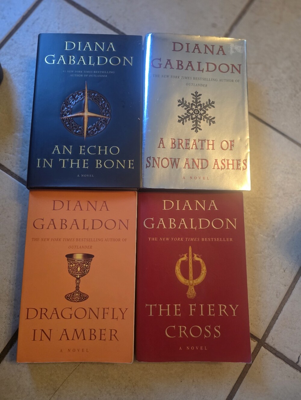 Diana Gabaldon Hardcover / Softcover Book Set, Lot Of 4